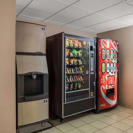 Quality Inn Толедо Экстерьер фото