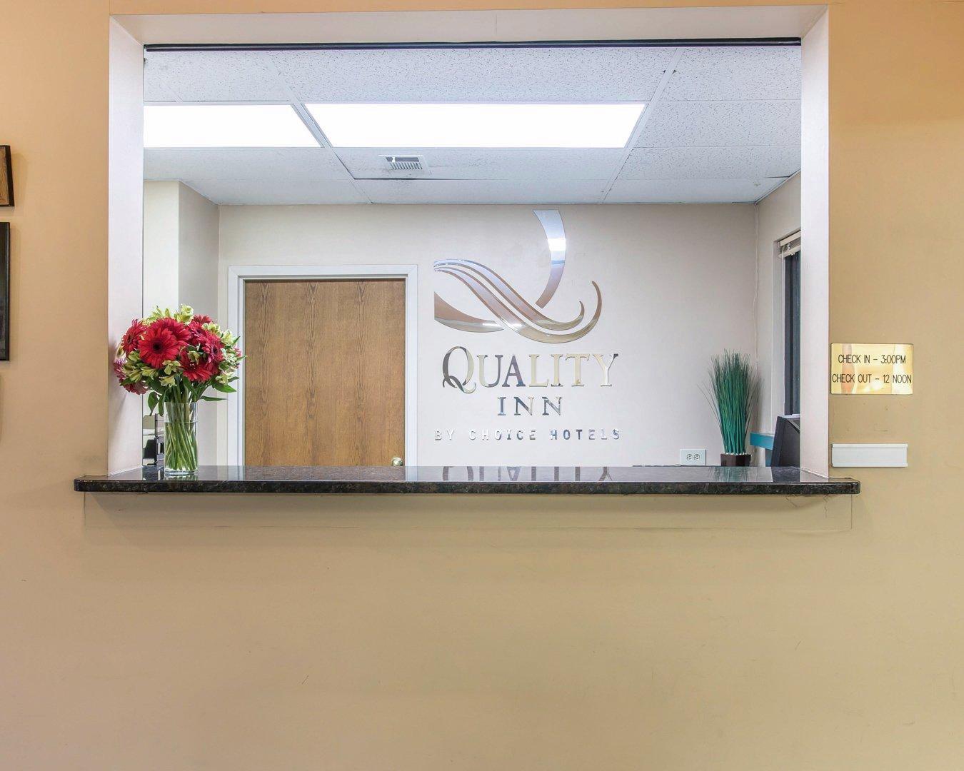 Quality Inn Толедо Экстерьер фото