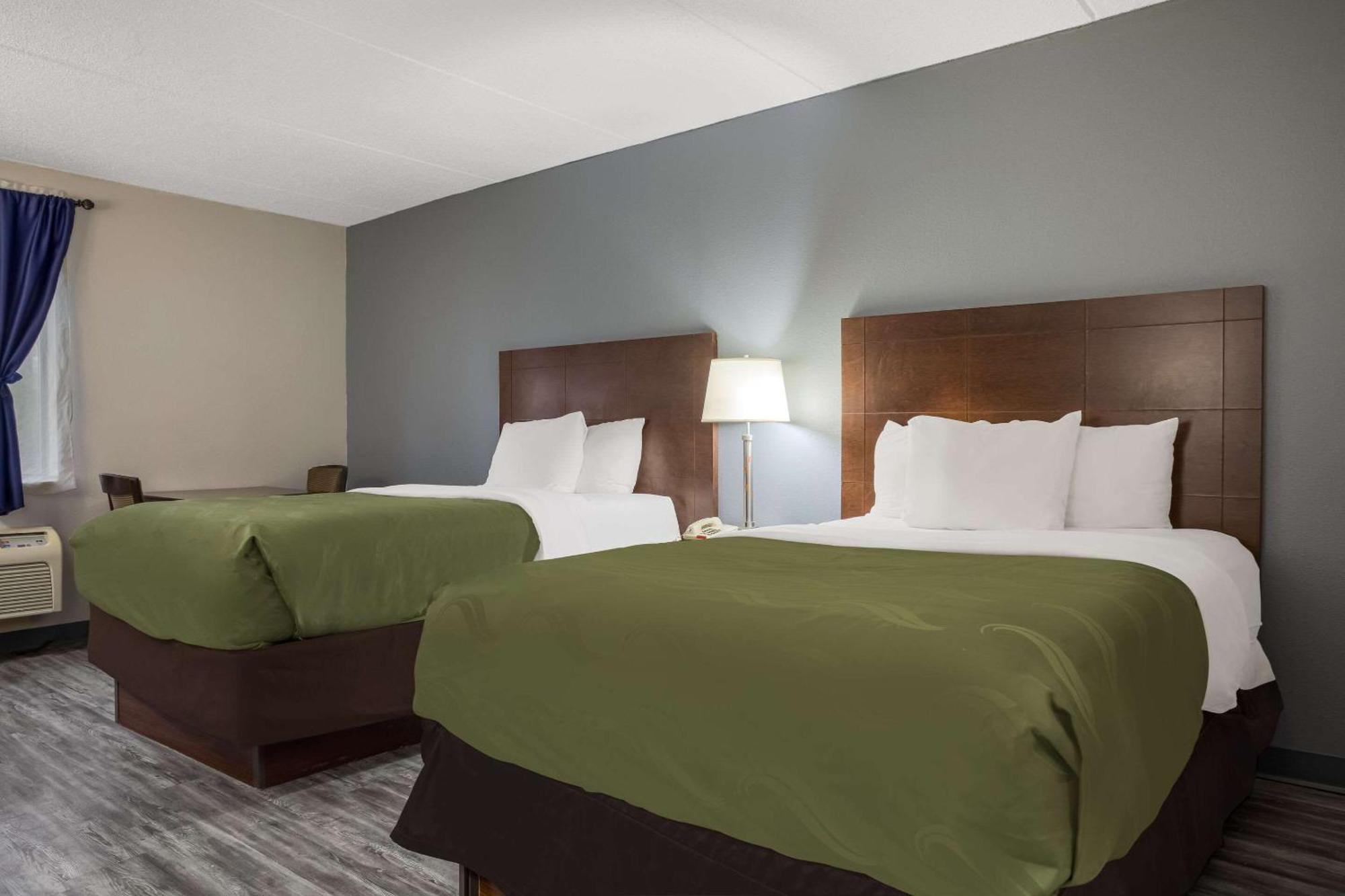 Quality Inn Толедо Экстерьер фото