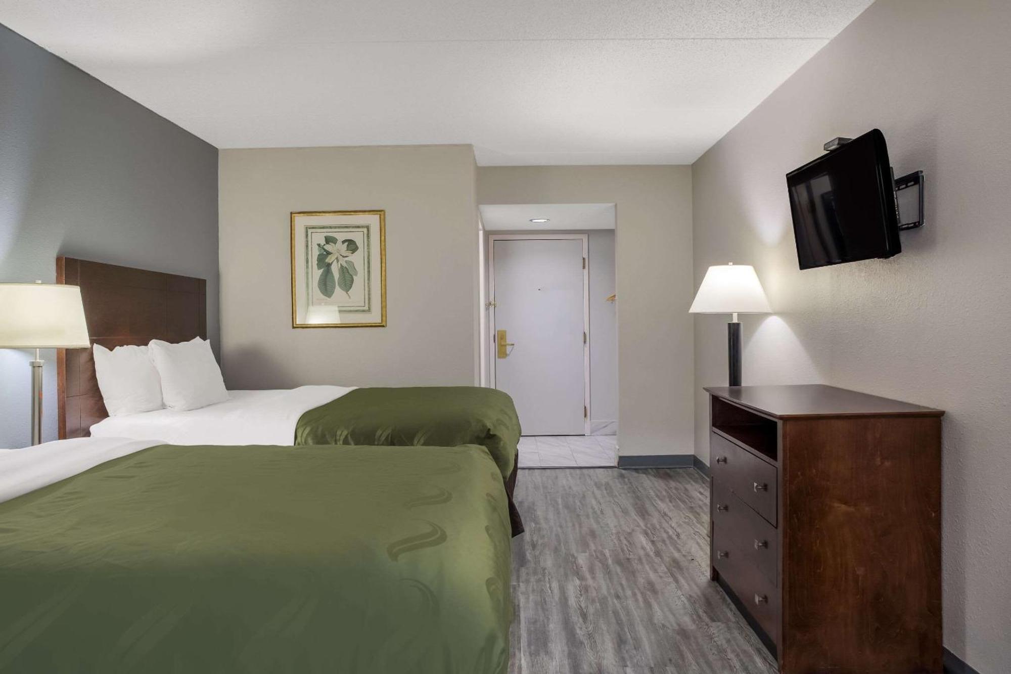 Quality Inn Толедо Экстерьер фото